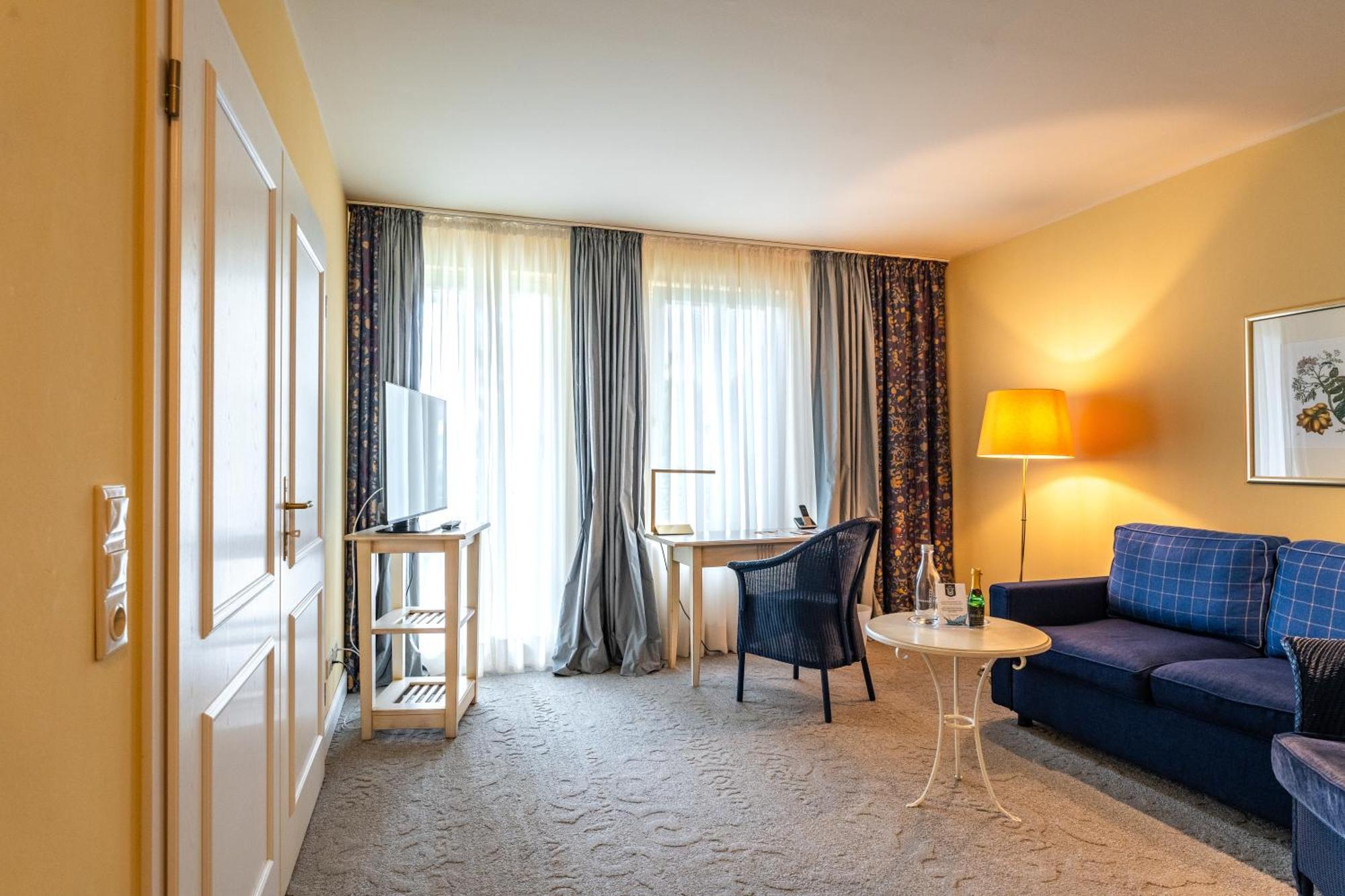 Romantik Hotel Boesehof Бад-Бедеркеза Экстерьер фото
